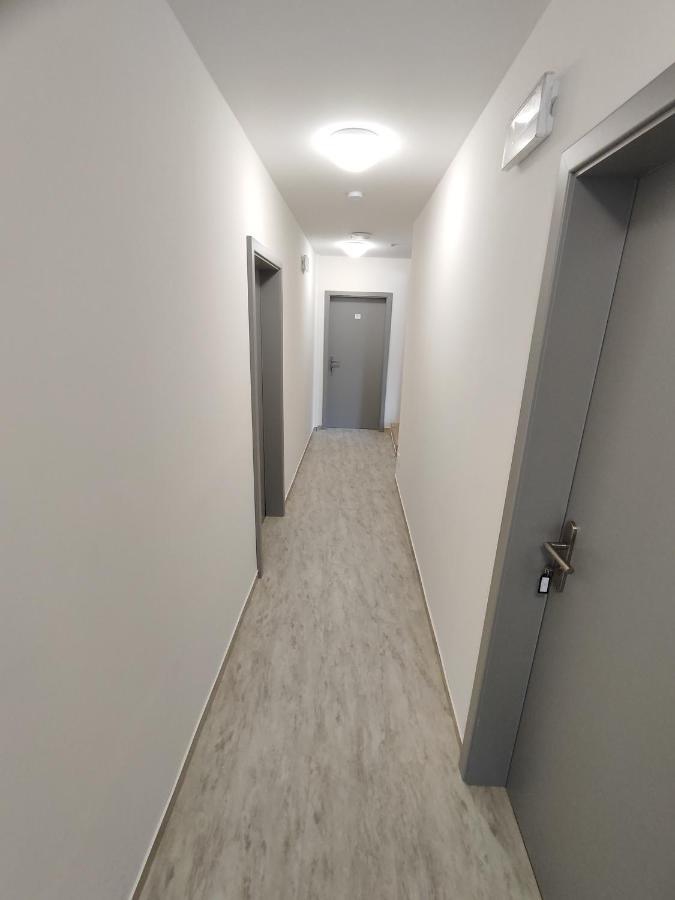 Hotel Stara Skola Mezná Eksteriør bilde